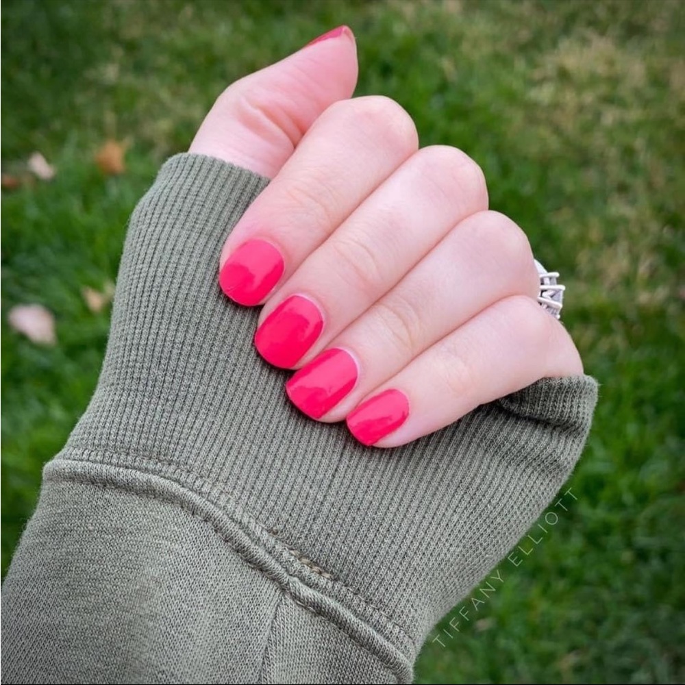 *Retired* Color Street: Ecuador-able | Hot Pink Orange Summer Bright Neon Red - Picture 5 of 13